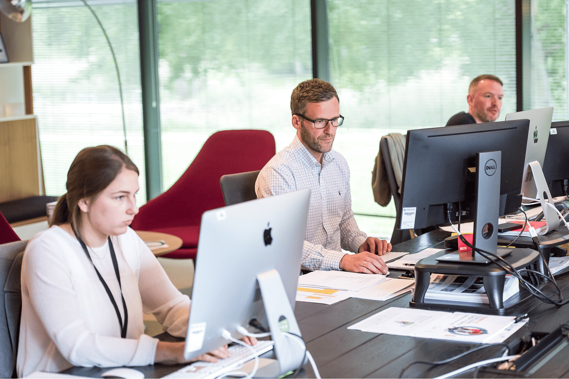 Produktteam i arbeid hos NeuroSYS